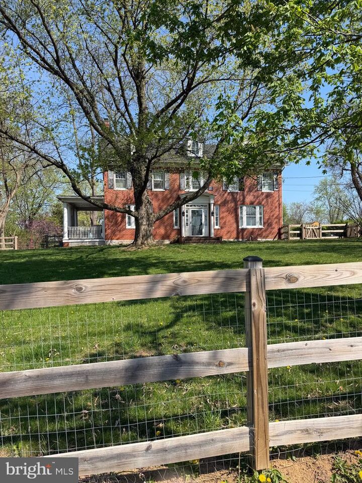 Property Photo: 4737 Valley Pike VA 22655