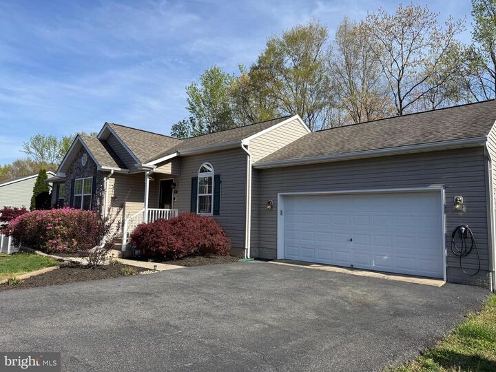 Property Photo:  8507 Oak Glen Court  VA 22407 