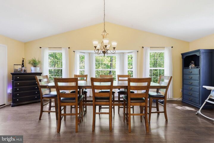 Property Photo:  8507 Oak Glen Court  VA 22407 