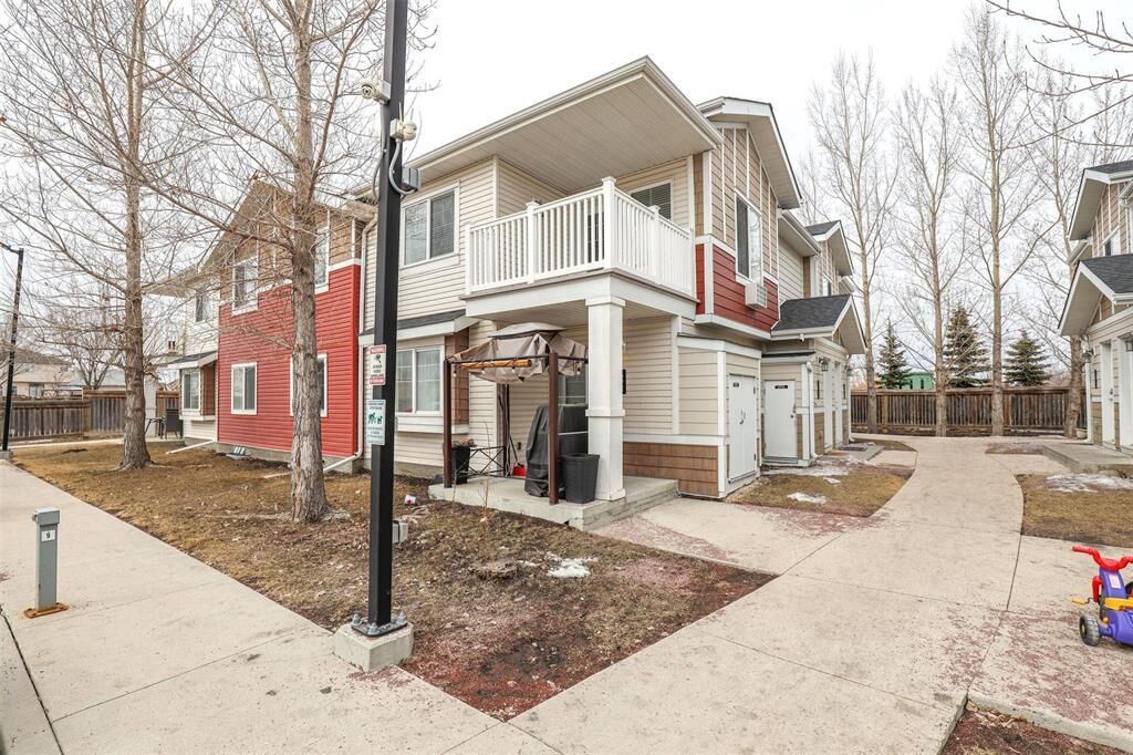 Property Photo:  25 Tim Sale Drive  MB R3Y 0P7 