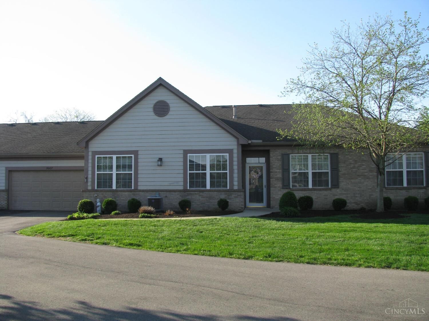 Property Photo: 9007 Galewind Way OH 45069
