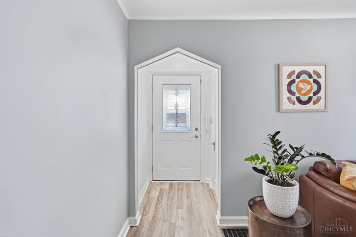 Property Photo: 142 S Grove Avenue OH 45215