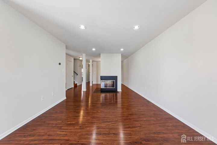 Property Photo:  304 Heskers Court  NJ 08852 