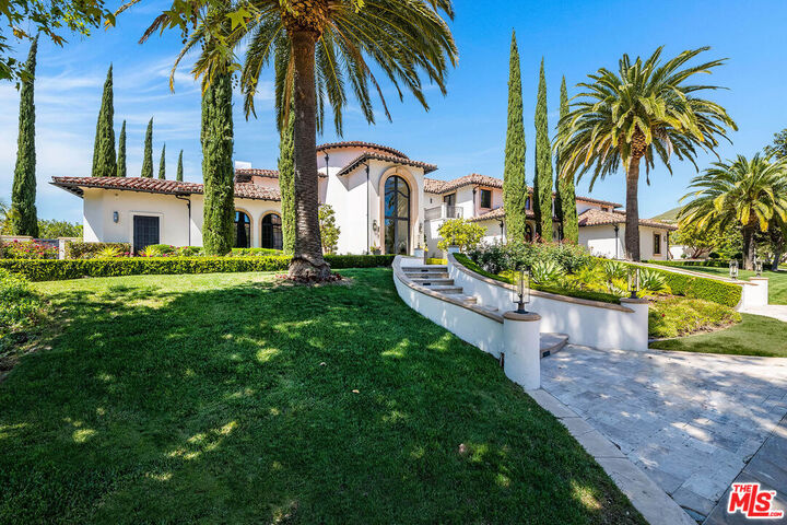 Property Photo:  25201 Prado Del Misterio  CA 91302 