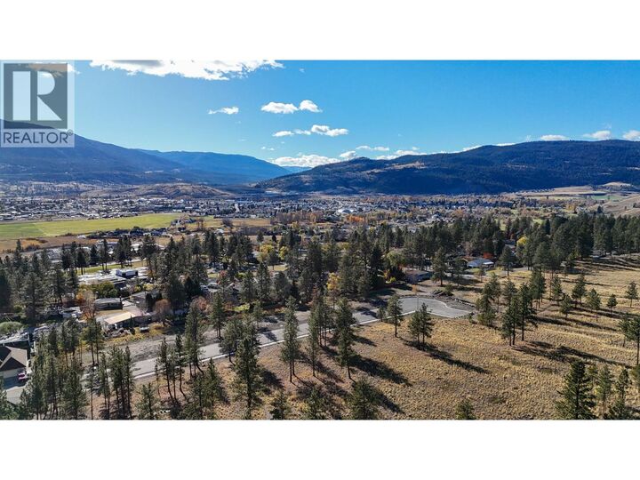Property Photo:  1652 Nicholson Avenue  BC V1K 1L7 