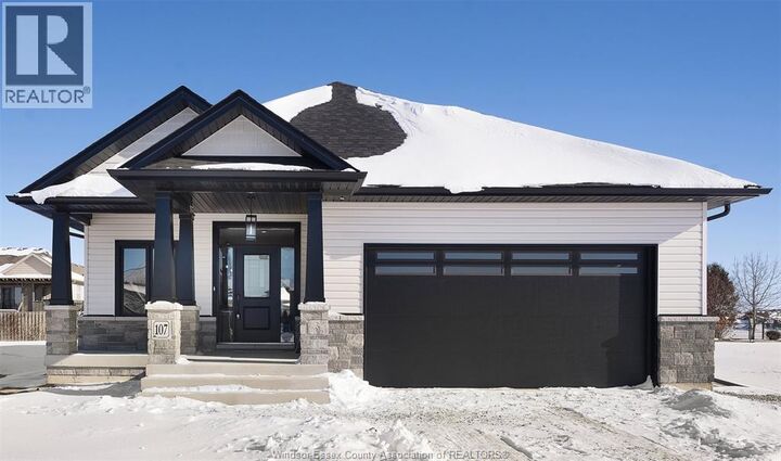 Property Photo:  111 Fenceline Drive  ON N7M 6B4 