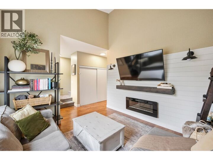 Property Photo: 48 Galt Avenue 127 BC V2A 9C3