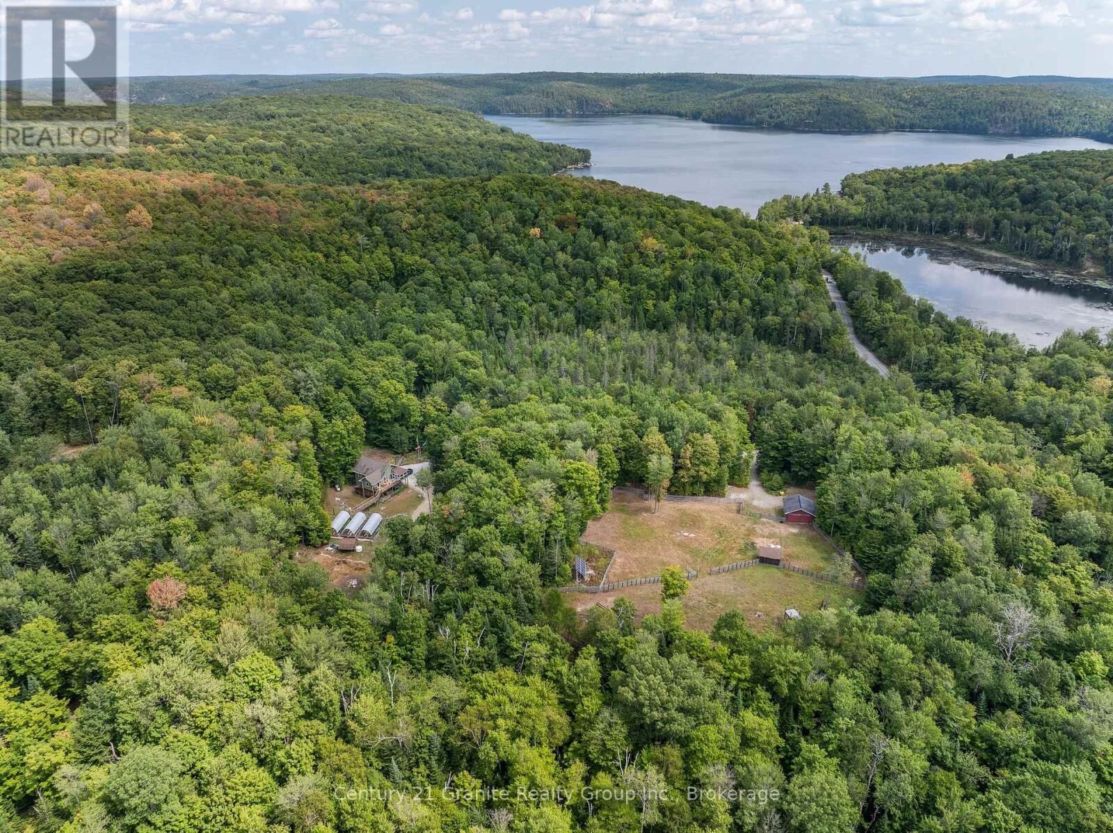 Photo de la propriété:  1071 Dardanelles Road  ON K0M 1S0 