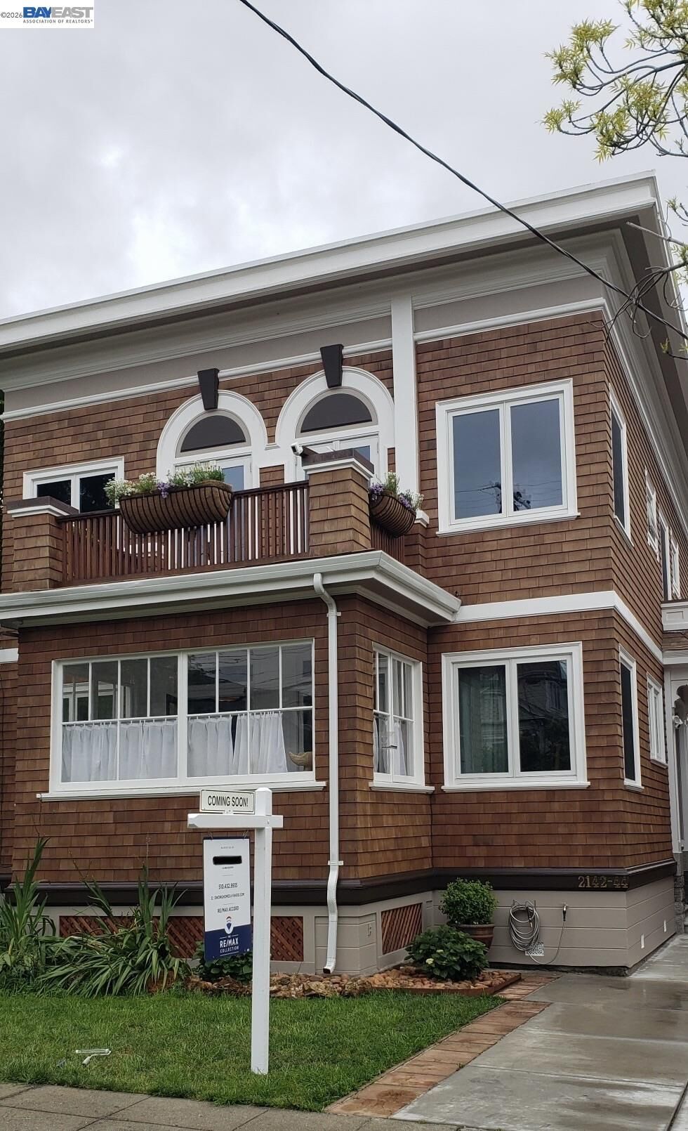 Property Photo: 2142 Ward St CA 94705