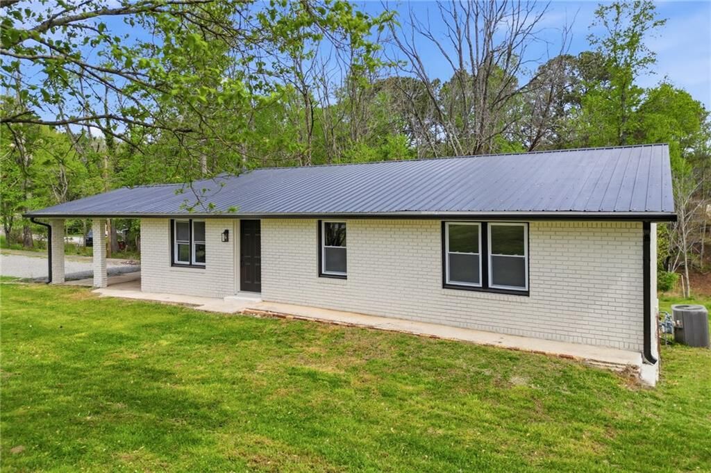 Property Photo: 3011 Refuge Road GA 30143