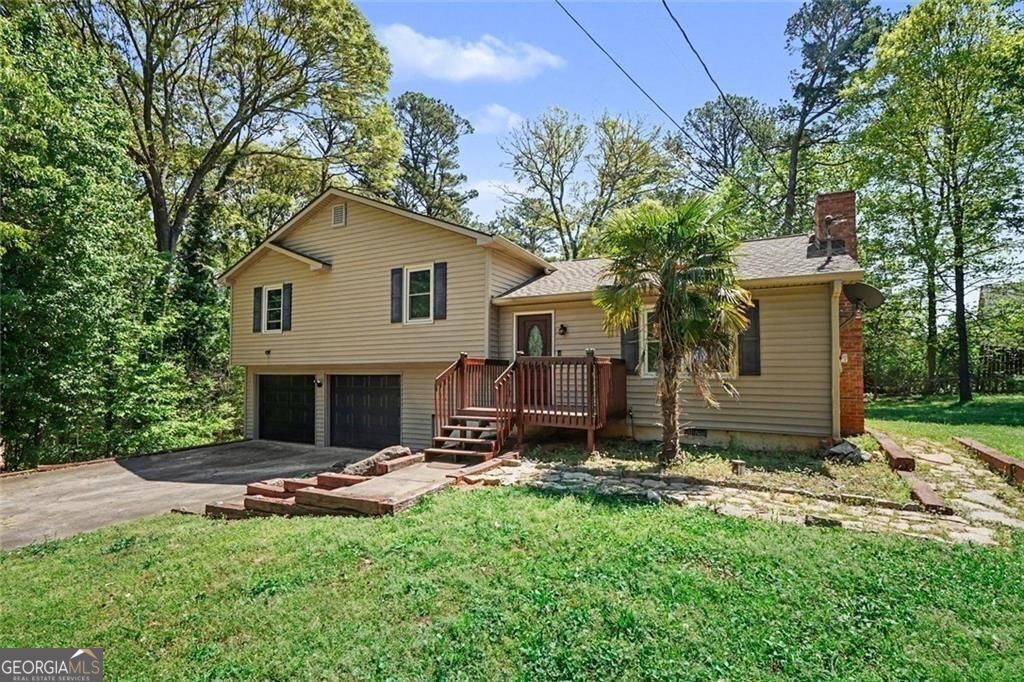 Property Photo: 3200 Woodbridge Court GA 30039