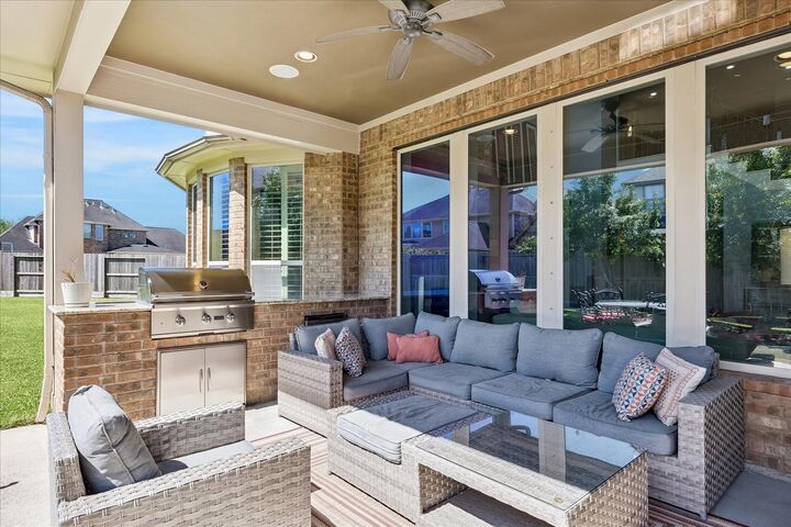 Property Photo:  1537 Jag Hollow  TX 77573 
