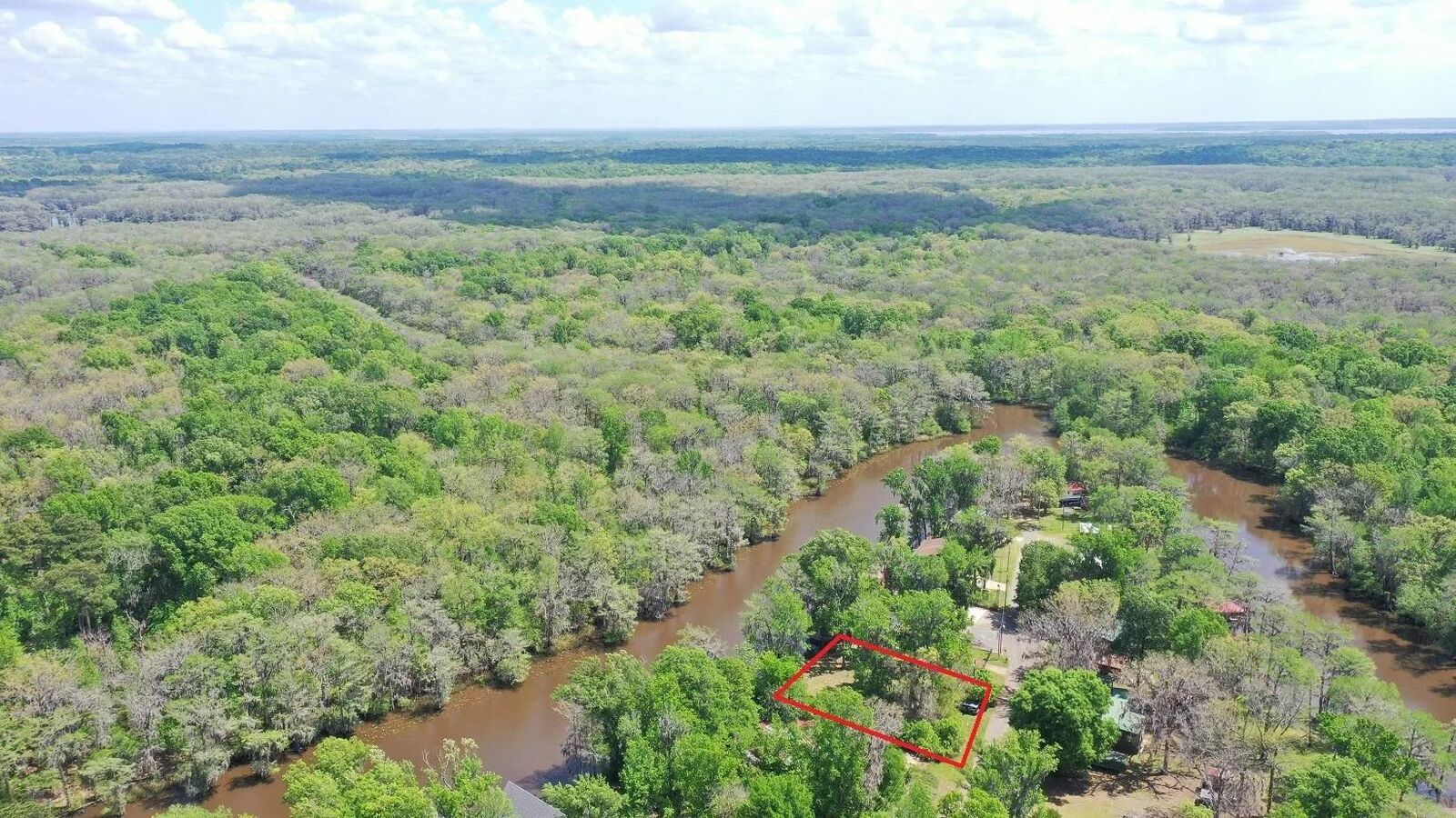 Property Photo: 435/441 Cypress Village Rd TX 75661