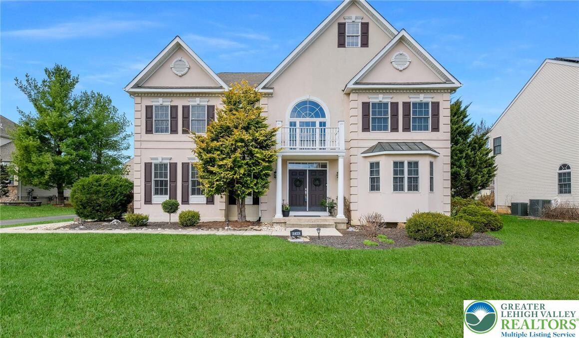 Property Photo:  3423 Courtney  PA 18034 