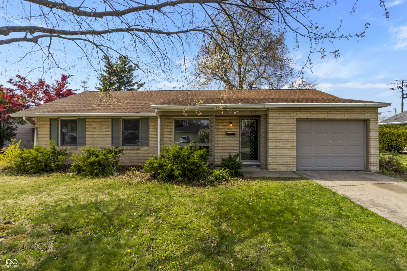 Property Photo:  2130 Westline Drive  IN 47203 