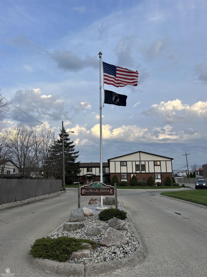 Property Photo:  22835 Grove Road  MI 48080 