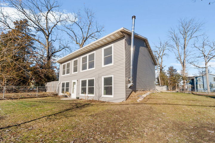 Property Photo: 2505 E Lakeshore Dr WI 53181