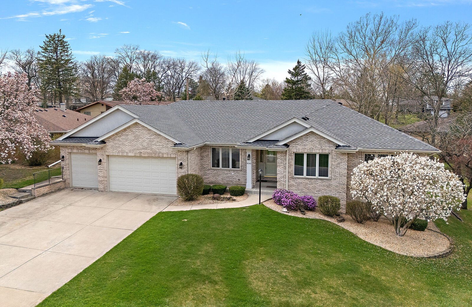 Property Photo:  14342 Oakley Avenue  IL 60462 