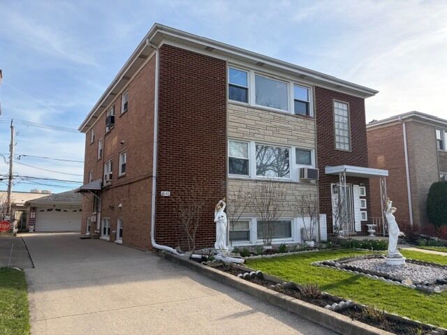 Property Photo: 8053 W Churchill Avenue IL 60714