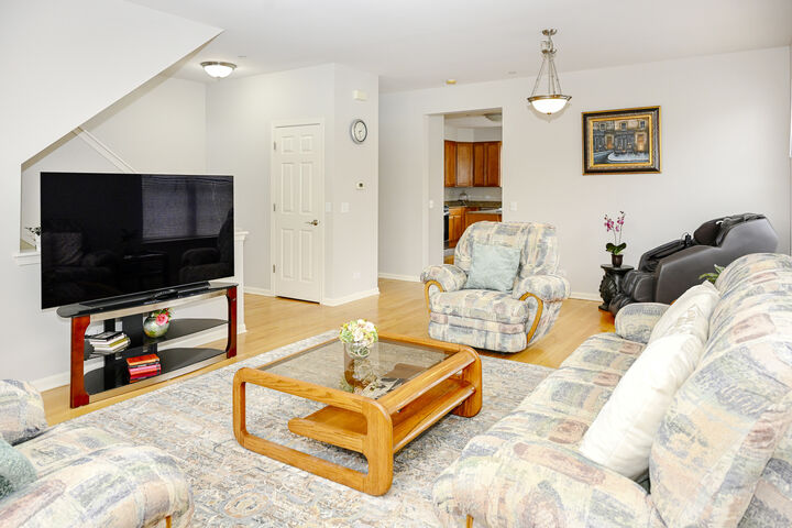 Property Photo:  219 Riverfront Drive  IL 60056 