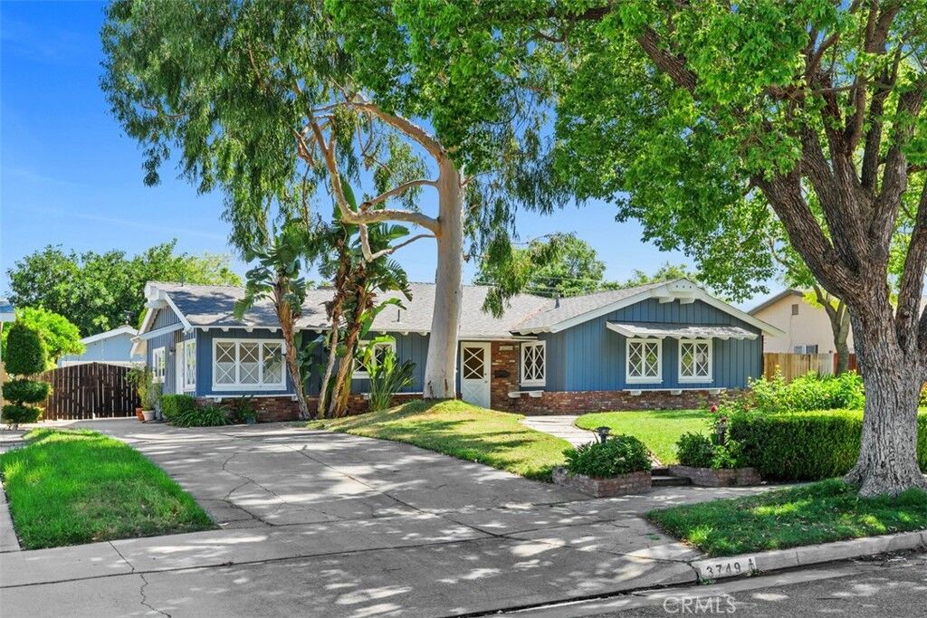 Property Photo:  3749 San Rafael  CA 92504 
