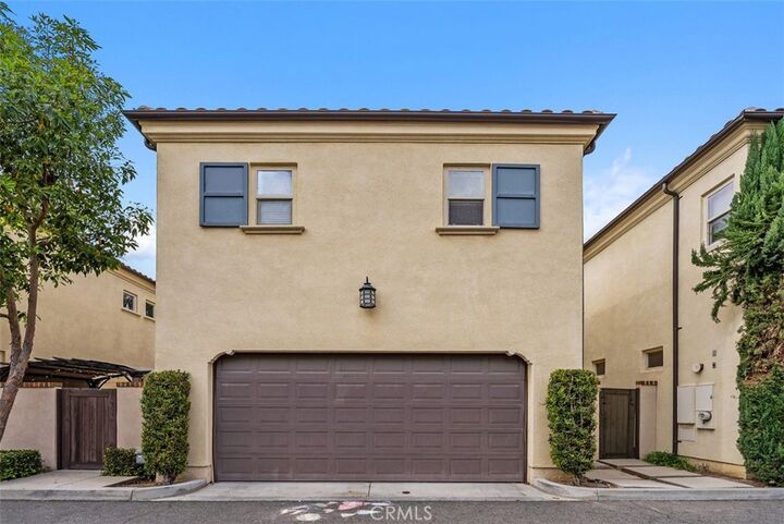 Property Photo: 430 E Santa Ana CA 92805