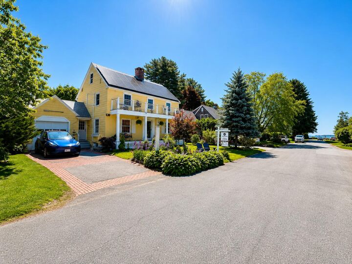 Property Photo: 12 Reg Roc Road ME 04105