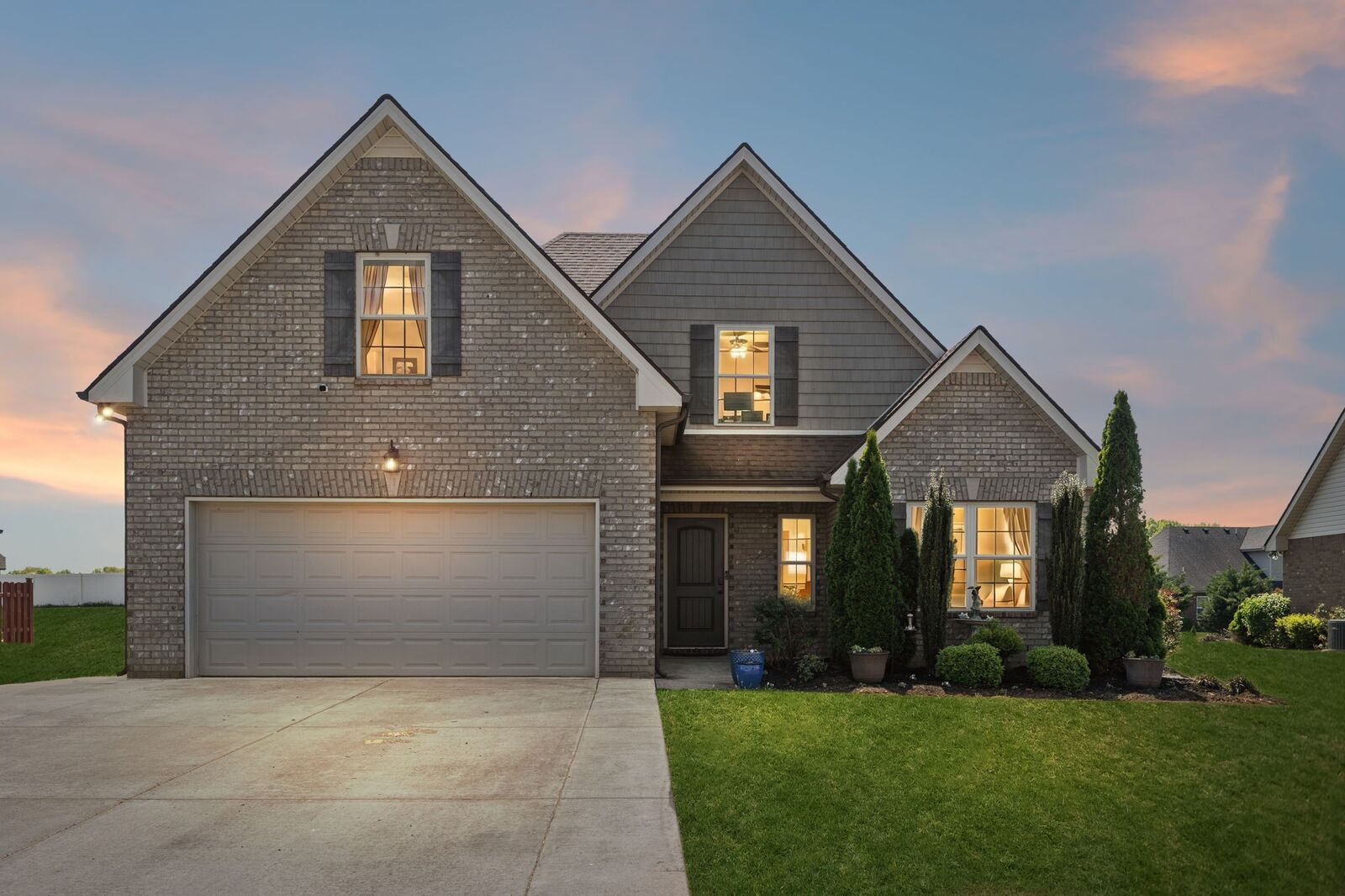 Property Photo:  2928 Ronstadt Dr  TN 37037 