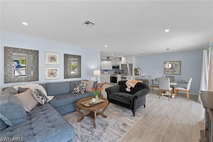 Property Photo:  1435 Curlew Avenue 3  FL 34102 