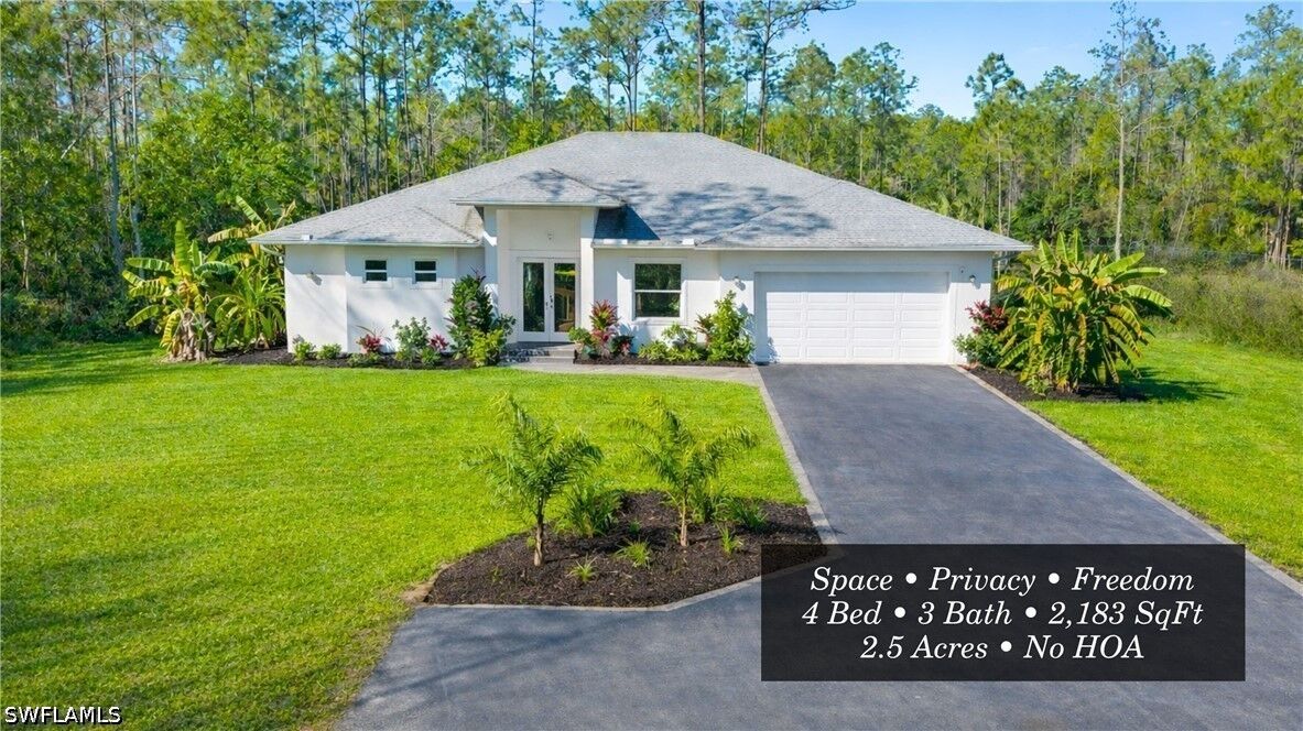 Property Photo:  569 Desoto Boulevard S  FL 34117 