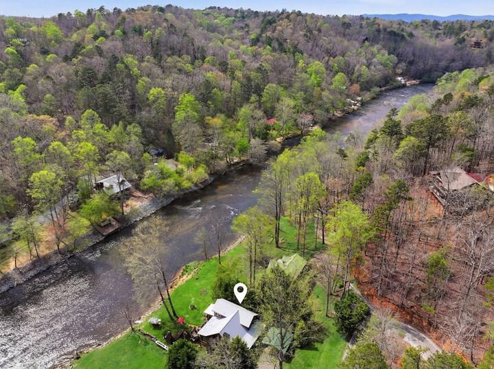 Property Photo:  20 Edgewater Lane  GA 30540 