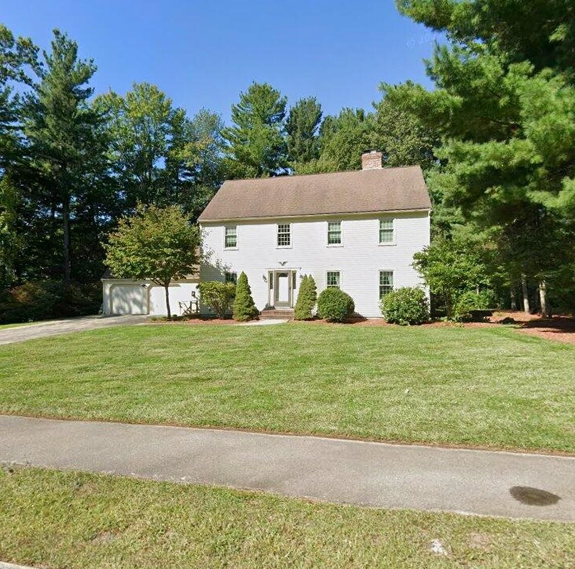 Property Photo: 19 Lisa Drive NH 03062