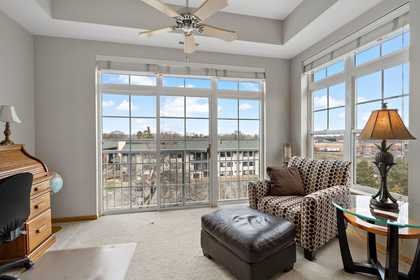Property Photo:  2405 39th Avenue NE 401  MN 55421 