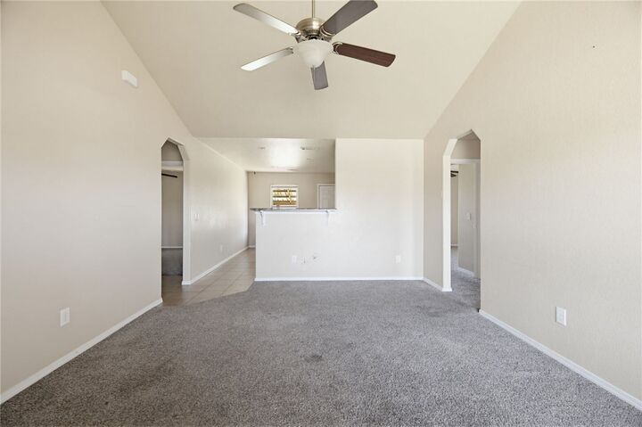 Property Photo:  505 W Broadway Street  AR 72758 
