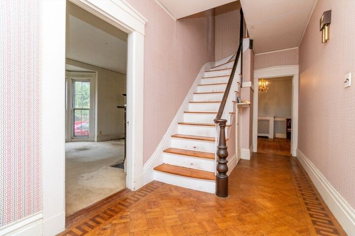 Property Photo:  140 Pleasant St  MA 02459 