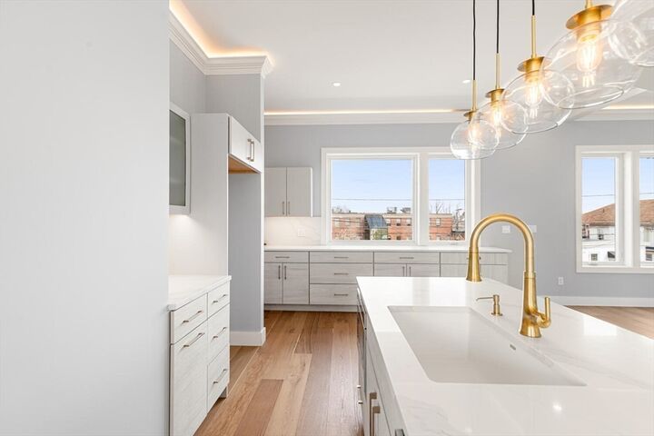 Property Photo:  308 Newton Street 1A  MA 02453 