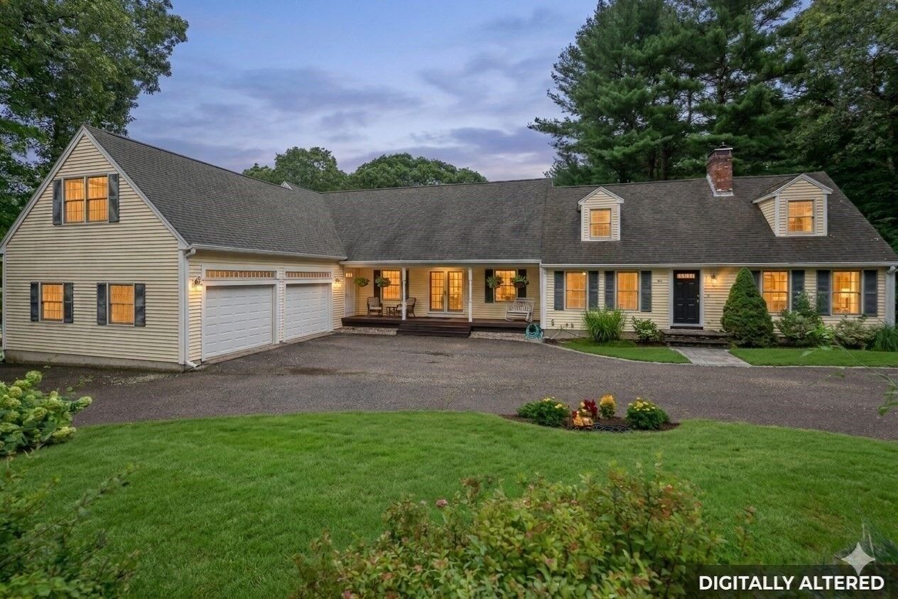 Property Photo: 495 Grafton St MA 01545