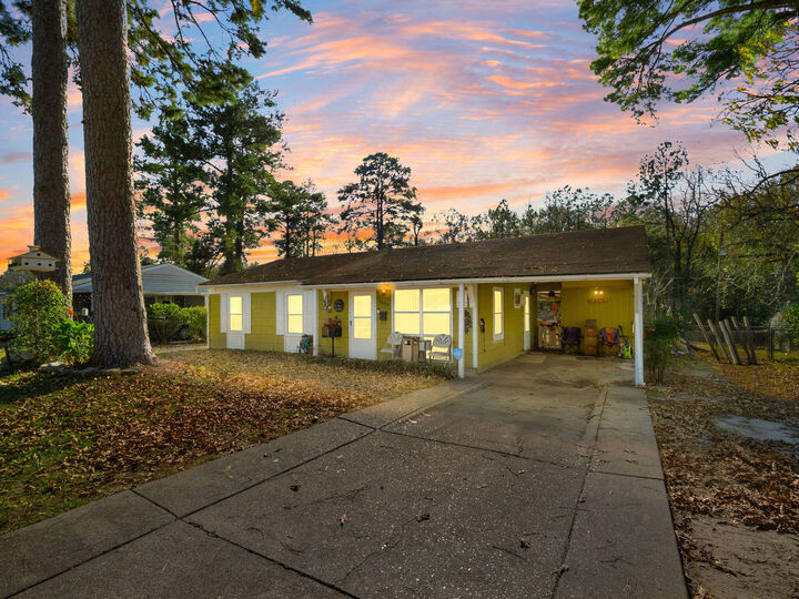 Property Photo:  1404 Aaron  LA 71446 