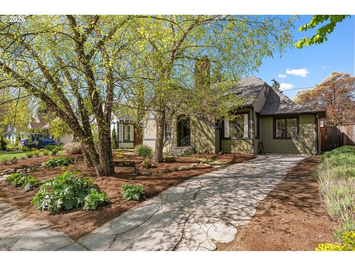 Property Photo:  6421 N Mississippi Ave  OR 97217 