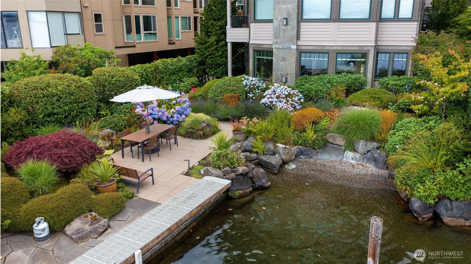 Property Photo:  506  Lakeside Avenue S W1  WA 98144 