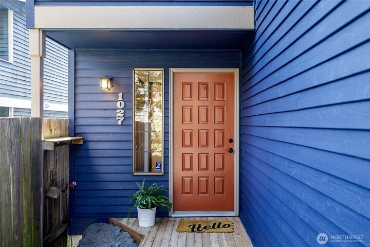 Property Photo: 1027 NE 113th Street WA 98125