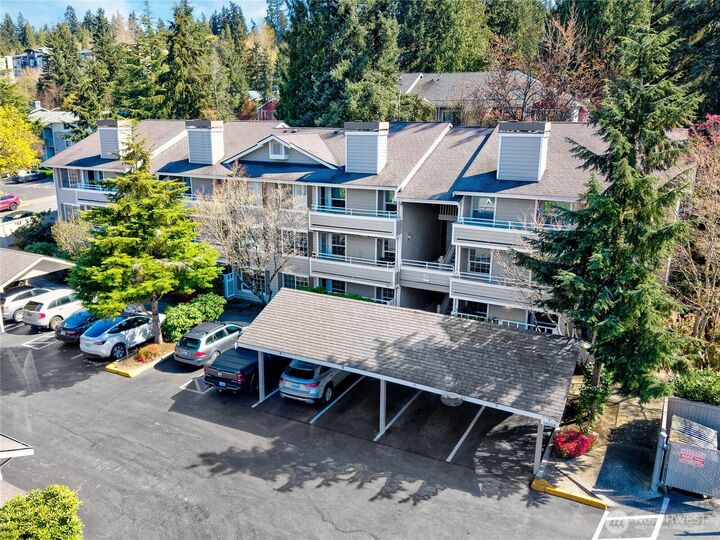 Property Photo:  14007 NE 181st Street F-104  WA 98072 