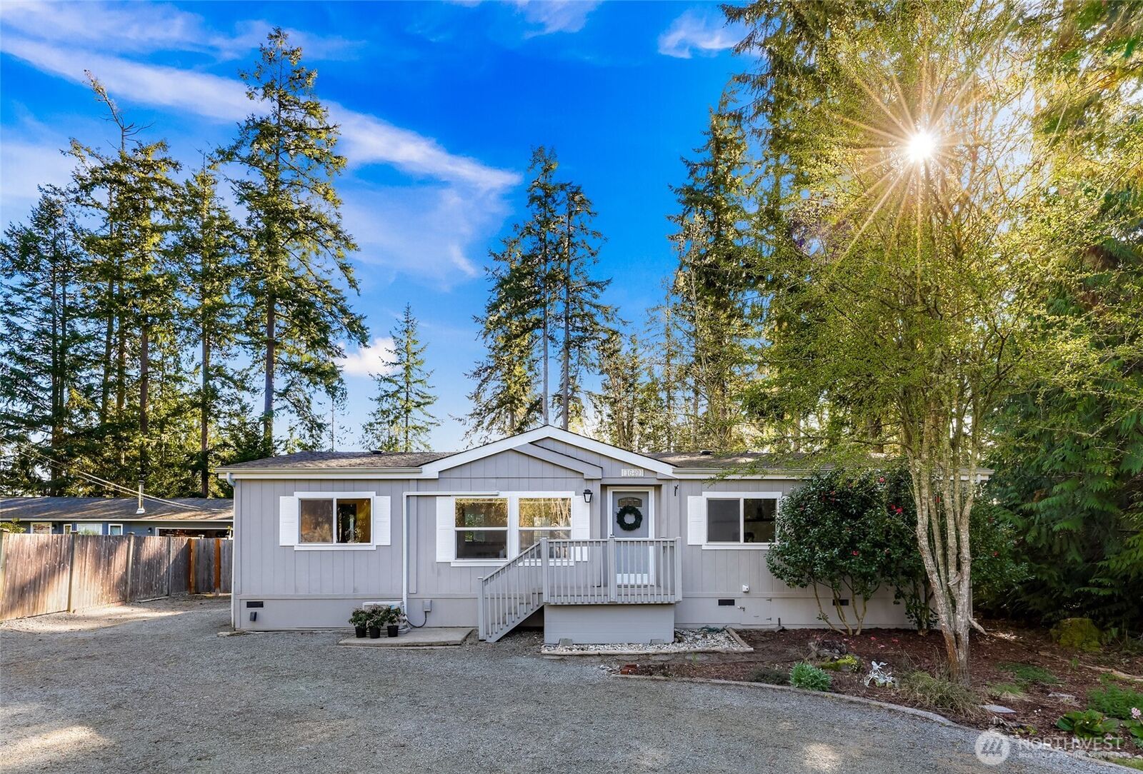 Property Photo:  1649  Oak Ridge Drive  WA 98282 