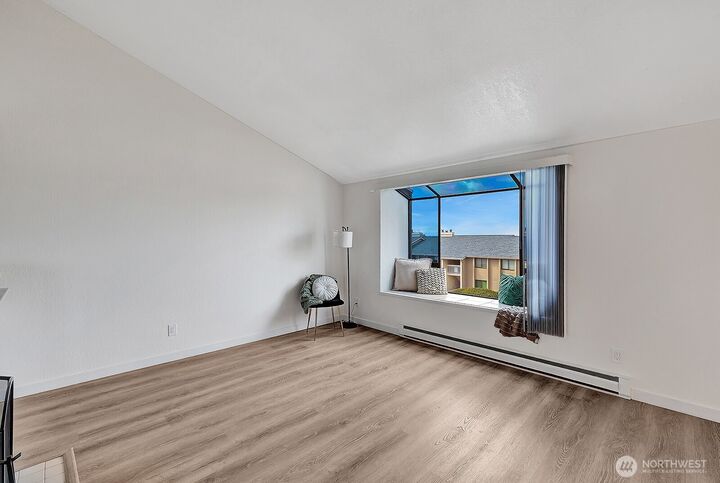 Property Photo:  1321 S Puget Drive E-33  WA 98055 