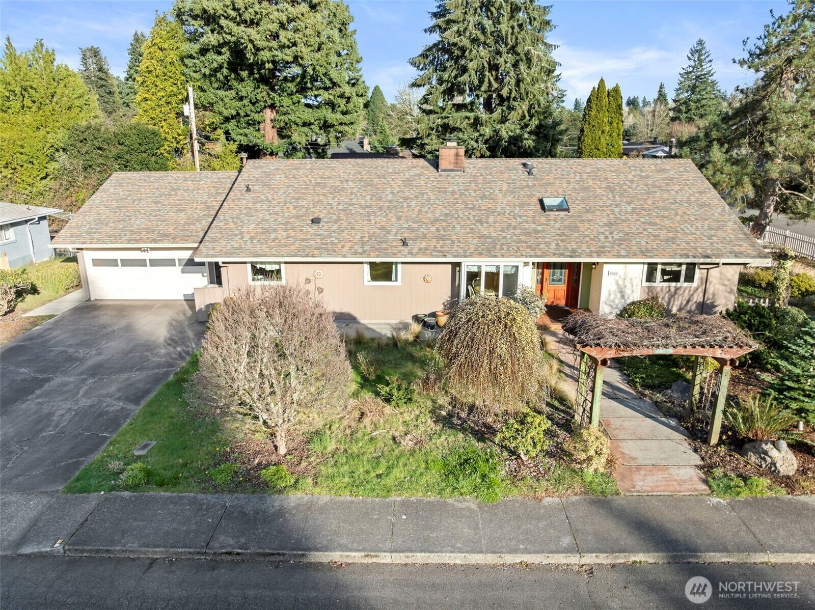 Property Photo:  3306  Fairfield Road SE  WA 98501 