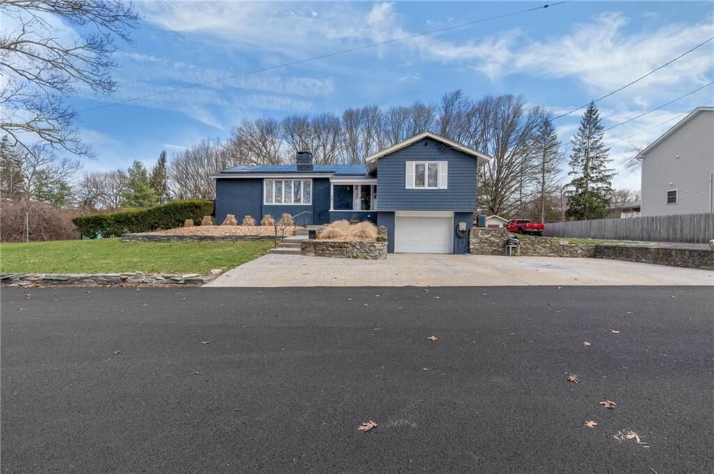 Property Photo:  77 Woodlawn Avenue  RI 02904 