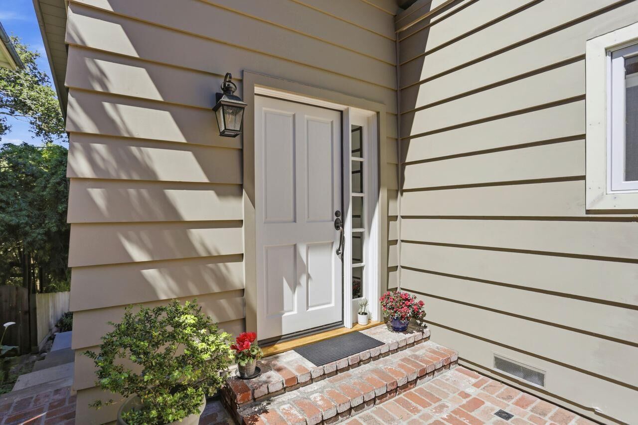 Property Photo:  3 SW  4th Monte Verde  CA 93921 