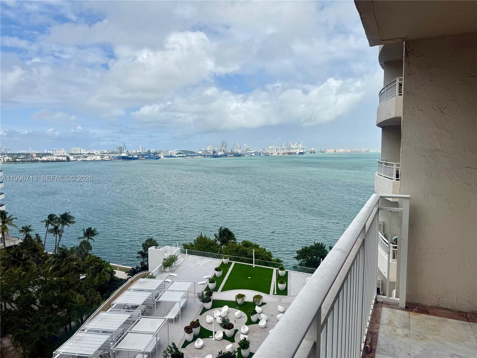 Property Photo:  770 Claughton Island Dr 1105  FL 33131 