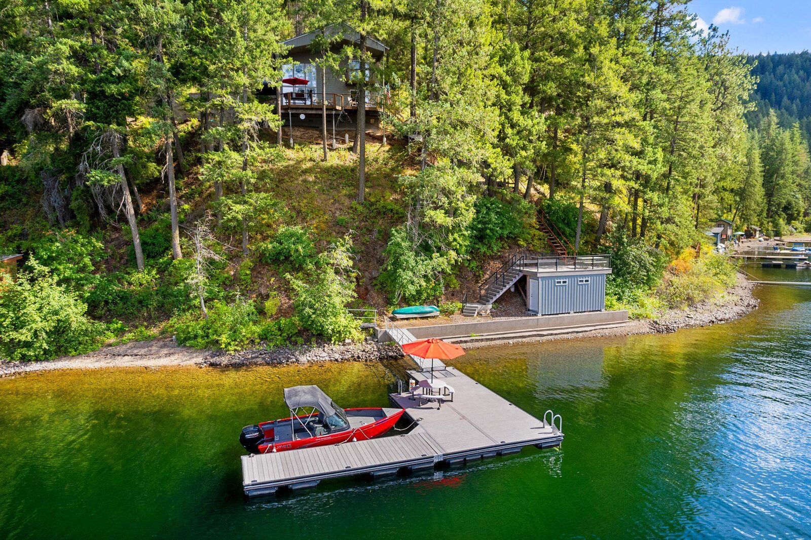 Property Photo:  3979 Bayside Way  WA 99148 
