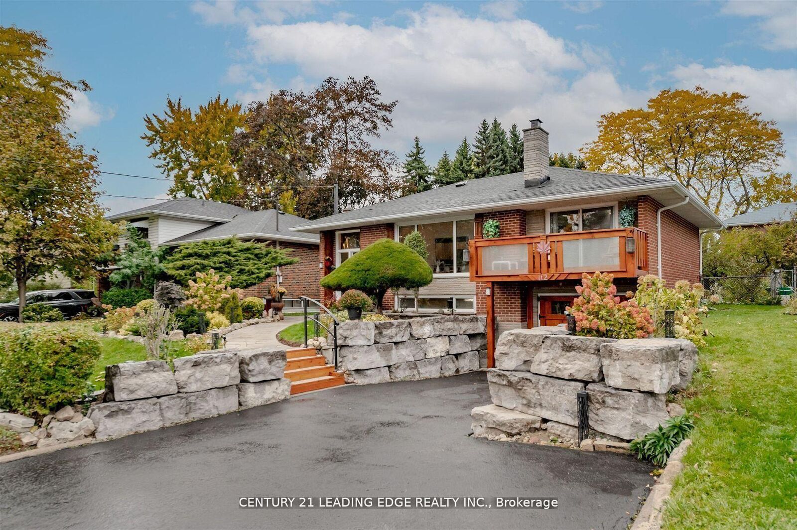 Property Photo: 112 Wyndcliff Crescent ON M4A 2K3